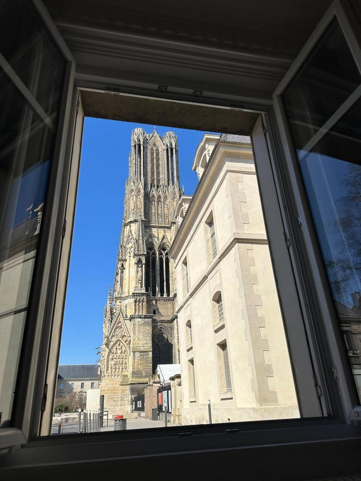 Le Petillant - Cathedrale แร็งส์ ภายนอก รูปภาพ